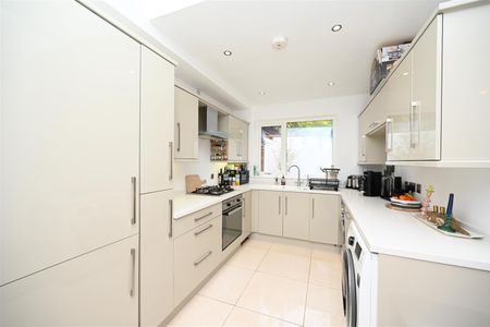 76 Rushfield Avenue, Belfast, BT7 3FR - Photo 5