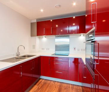 1 Bed Flat, Atkins Square, E8 - Photo 4