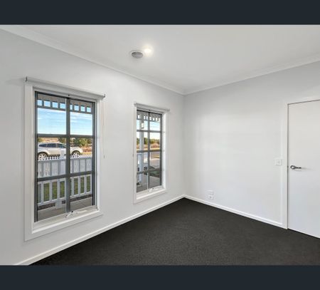 26 Muckleford Street, Eynesbury, Vic 3338 - Photo 3
