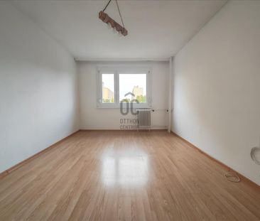 Kiadó átlagos állapotú panel lakás - Székesfehérvár - Fotó 4