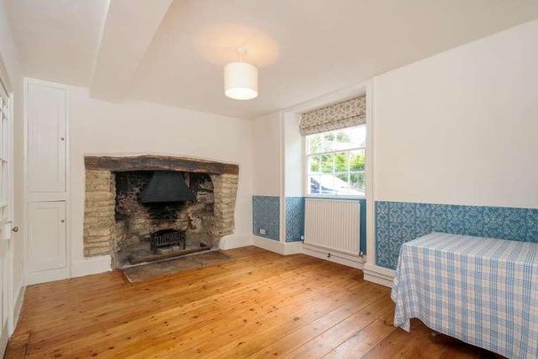 Charlbury, Oxfordshire, OX7 - Photo 1