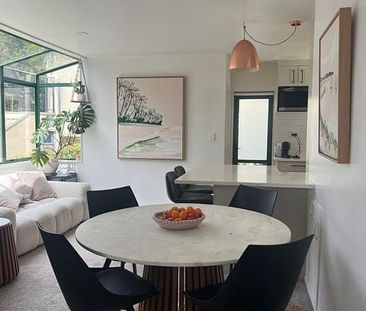 Modern Townhouse with Private Garden – Remuera - Photo 1