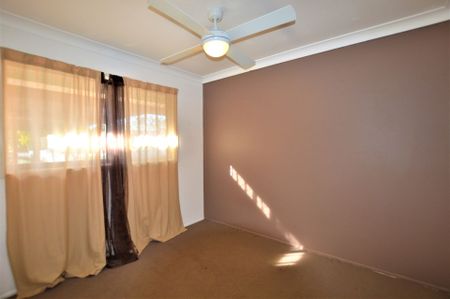 Family Home at a Much Sought after Location &plus; Close to Schools&excl; - Photo 4