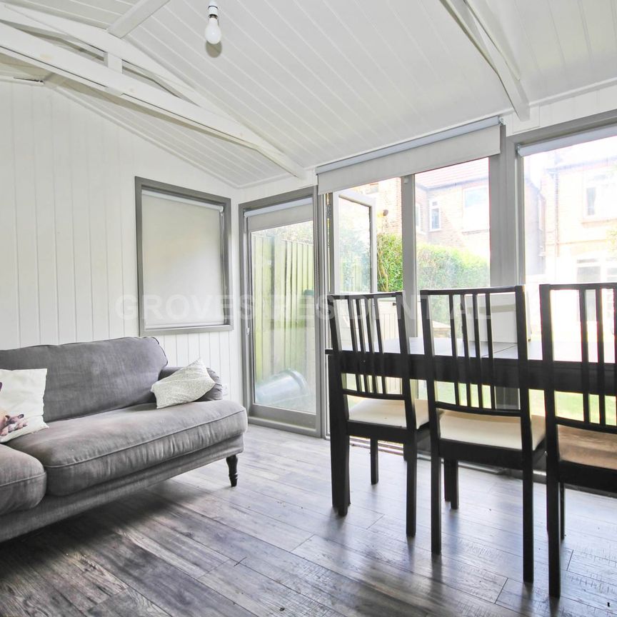 Price £1,950 pcm - Available Now - Unfurnished - Photo 1