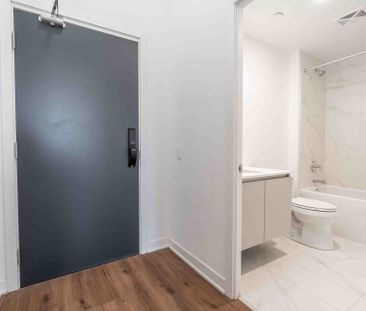 For Lease - 405 Dundas Street Unit# 107, Oakville, Ontario - Photo 3