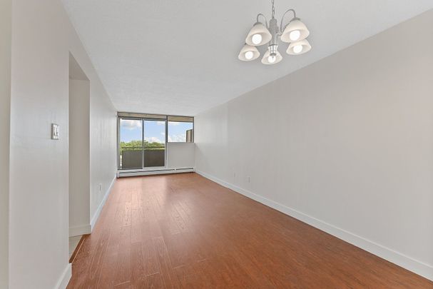 For Lease - 10330 Yonge Street Unit# 707, Richmond Hill, Ontario - Photo 1