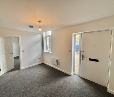 Sherborne Road, Yeovil, Somerset - Photo 5