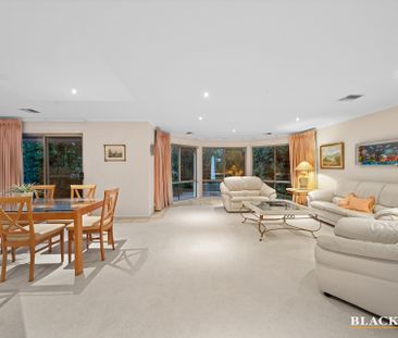 5B Weston Street, Yarralumla ACT 2600 - Townhouse For Rent | Domain - Photo 1