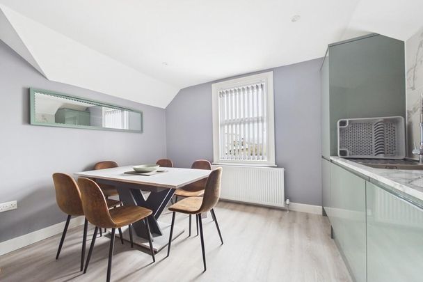 3 bedroom maisonette to rent - Photo 1