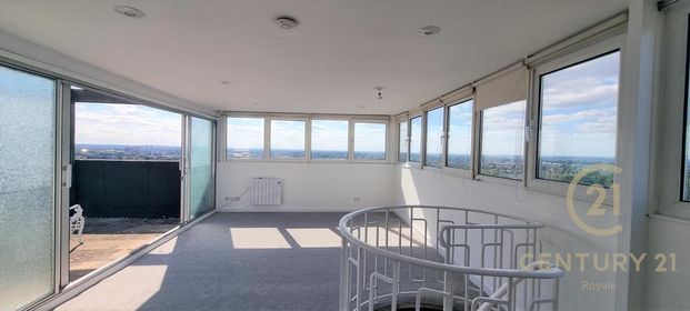 3 bedroom penthouse to rent - Photo 1