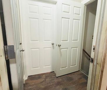 For Lease - 46 MONMORE Road, London North, Ontario - Photo 2