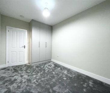 4 bedroom apartment to rent - Photo 2