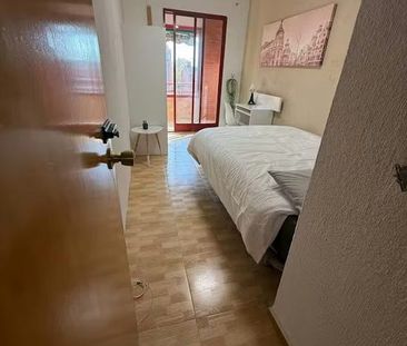 Calle Santanderina, Madrid, Community of Madrid 28053 - Photo 2