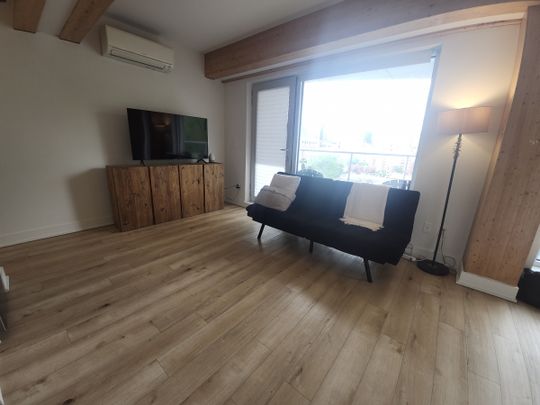 Condo moderne de 2 chambres, semi meublé, au 7? étage! - Photo 1