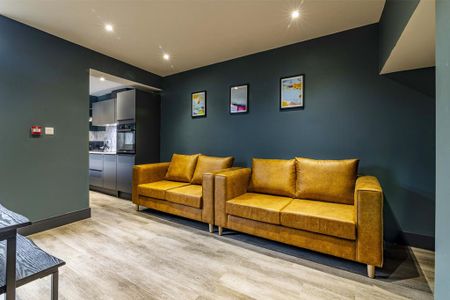 5 bedroom terraced house to rent - Photo 2