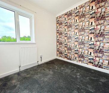 3 Bedroom Terraced To Let - Photo 6