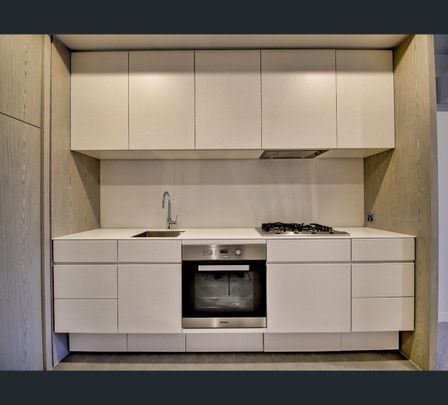 614/8 Pearl River Road, Docklands, Vic 3008 - Photo 1