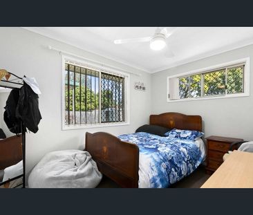 NEAT & TIDY 3 BEDROOM HOME - Photo 4