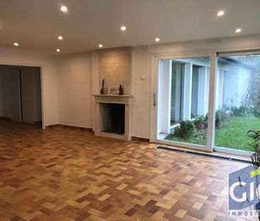 Location Maison 7 pièces 157m² - Photo 2