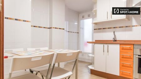 valencia, Valencian Community 46004 - Photo 5