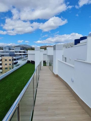 2 bedroom luxury Flat for rent in Nueva Andalucia, Andalusia - Photo 5