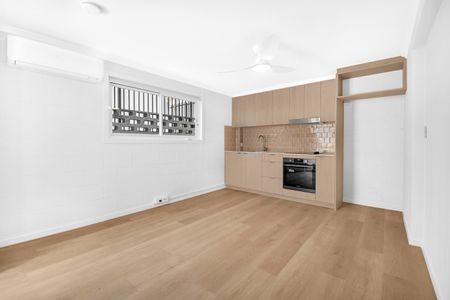 6/2 Surf Street, Mermaid Beach QLD 4218 - Apartment For Rent | Domain - Photo 4