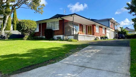 Home for rent in Belmere Rise, Farm Cove. - Photo 5