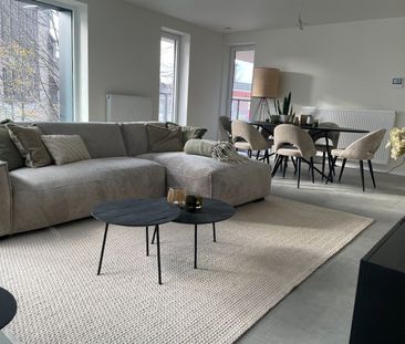 Centraal gelegen nieuwbouwappartement met 2 slaapkamers, terras én ... - Foto 2