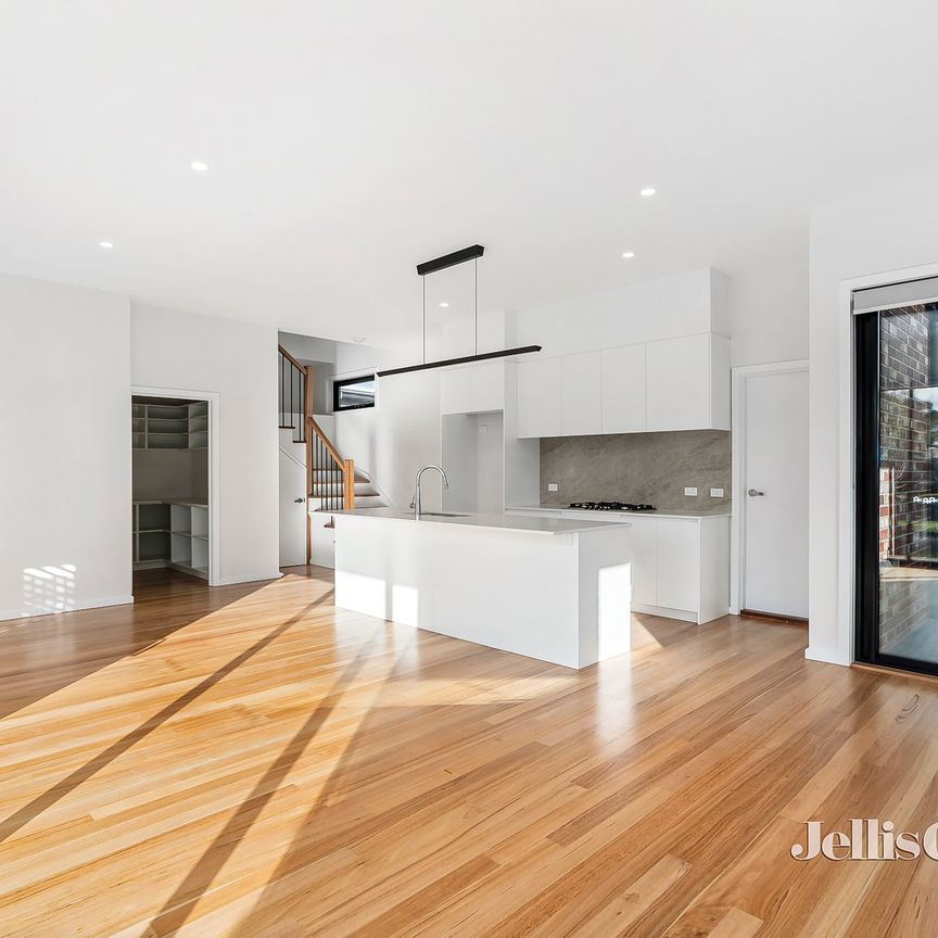 1/68 St James Road, Heidelberg - Photo 1