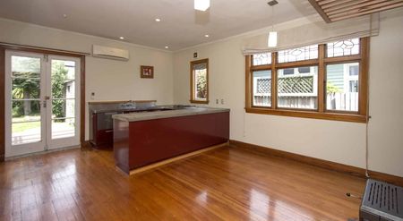 Three-Bedroom Family Home! - Photo 3