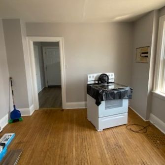 156 Dunlop St W #3 Barrie | $1400 per month | Utilities Included - Photo 1