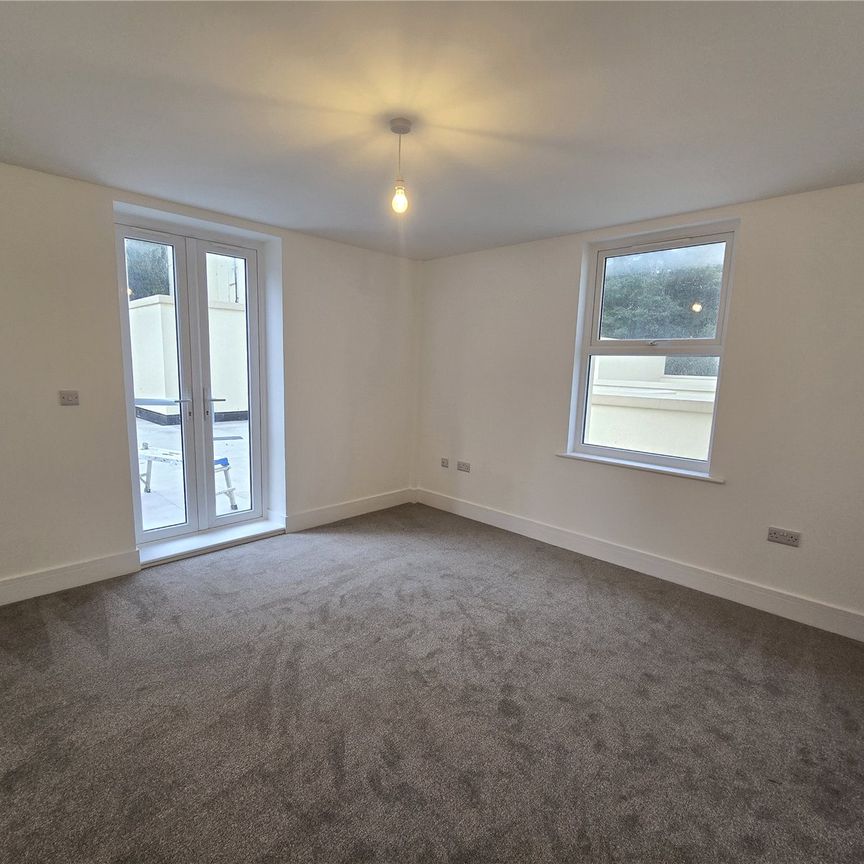 2 bedroom apartment to rent Monument Way, St. Leonards-on-Sea, East Sussex, TN38 - Photo 1