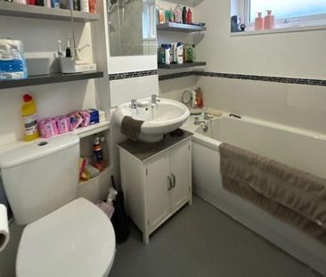 3 bedroom house to rent - Photo 6