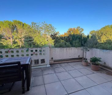 AIX EN PROVENCE - A LOUER - T2 - LA TORSE + GARAGE + TERRASSE - Photo 5