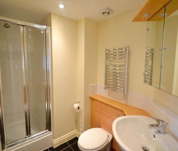 2 bedroom apartment to rent - Photo 5