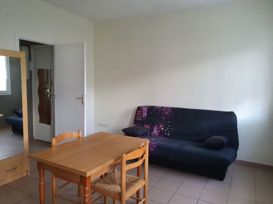 Location Appartement 1 pièce 25m² CONDE SUR L ESCAUT 59163 - Photo 1