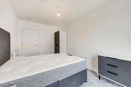 2 bedroom apartment to rent - Photo 5