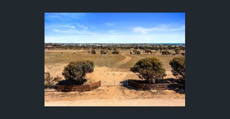 Prime Agricultural Land for Rent with Stunning Views – "Top of the Hill" Estate, Moonta Bay - Photo 2