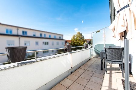 Gemütliches Apartment mit Galerie, Einbauküche, Westbalkon und Tiefgaragenstellplatz - IN-Süd! - Foto 5
