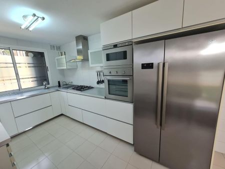 3 room luxury House for rent in Llucmajor, Spain - Photo 4