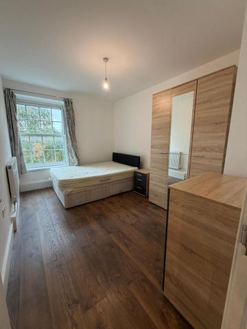 5 bedroom flat share to rent - Photo 4