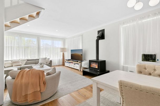 Frenchs Forest, 12 Moira Place - Photo 1