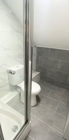 Narborough Road, Leicester, LE3 - Photo 1