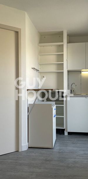 AU PIED DES FACULTES / STUDIO AVEC PARKING - Photo 1