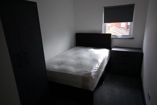 5 bedroom house to rent - Photo 1