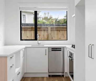 Stunning Two Bedroom on Te Rapa - Photo 1