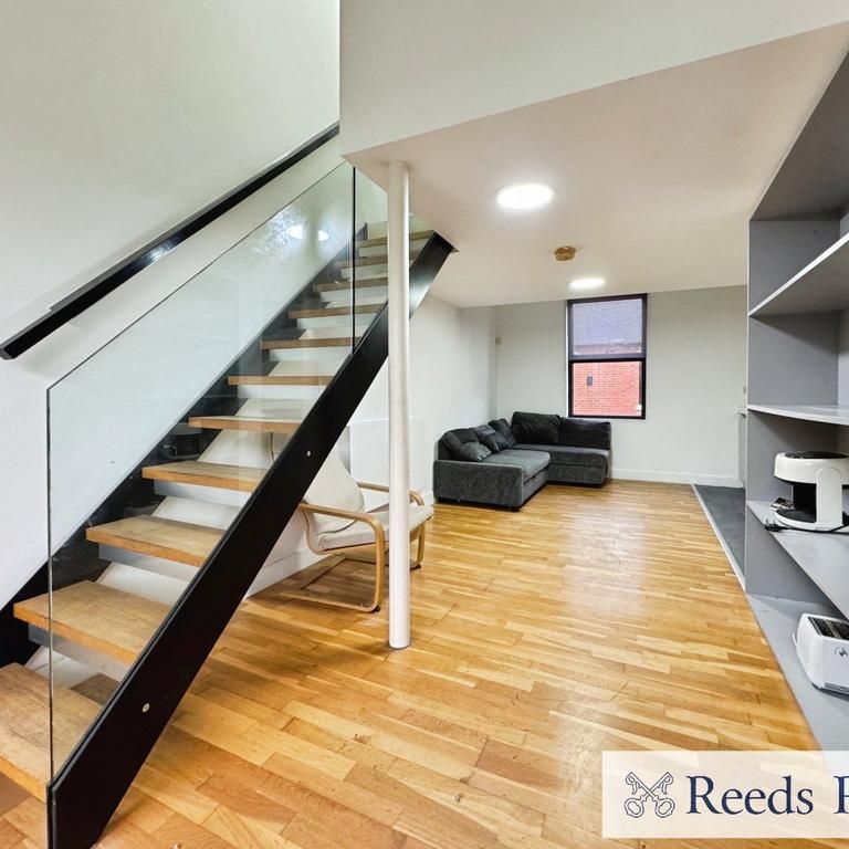 2 bedroom terraced house to rent - Photo 1