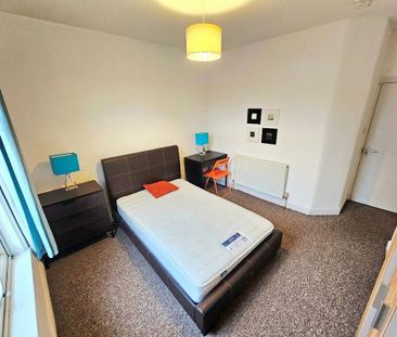 1 bedroom in a house share to rent - Photo 5