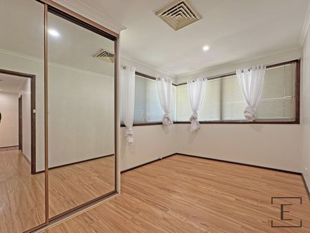 149 Desborough Road, Colyton NSW 2760 - House For Rent | Domain - Photo 3