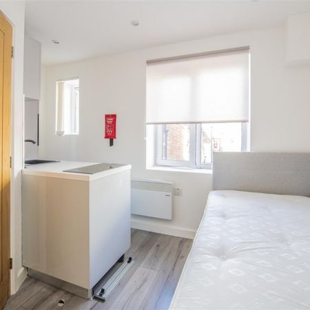 1 bed House To Let - Photo 3